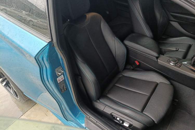 Used BMW M2 2016 M2 Right Front Seat