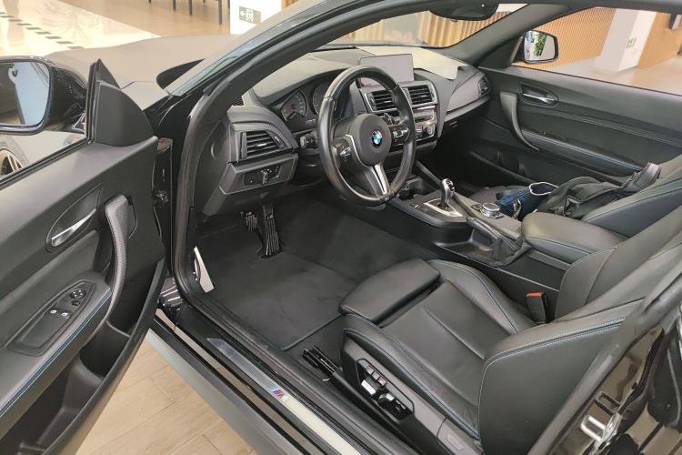 Used BMW M2 2016 M2 Driver Seat