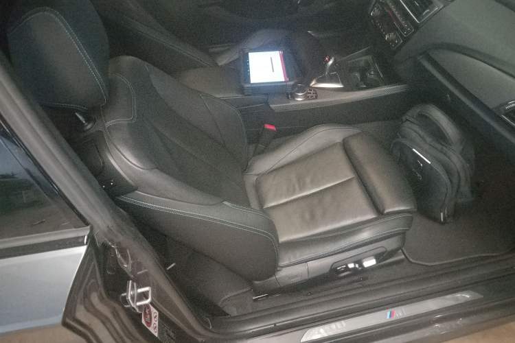 Used BMW M2 2016 M2 Right Front Seat
