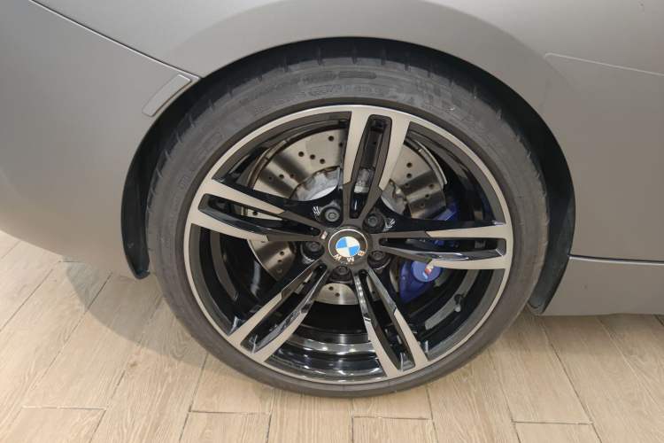 Used BMW M2 2016 M2 Right Rear Wheel Hub