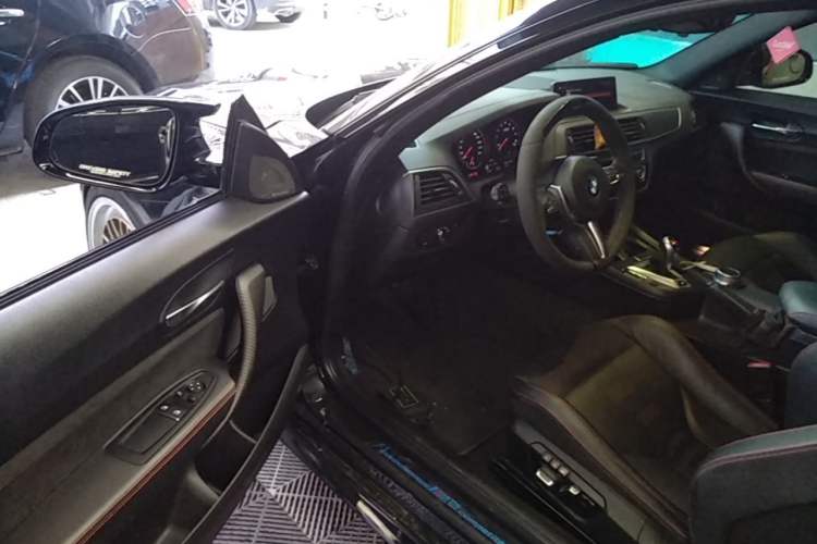 Used BMW M2 2018 M2 Thunder Edition Driver Seat