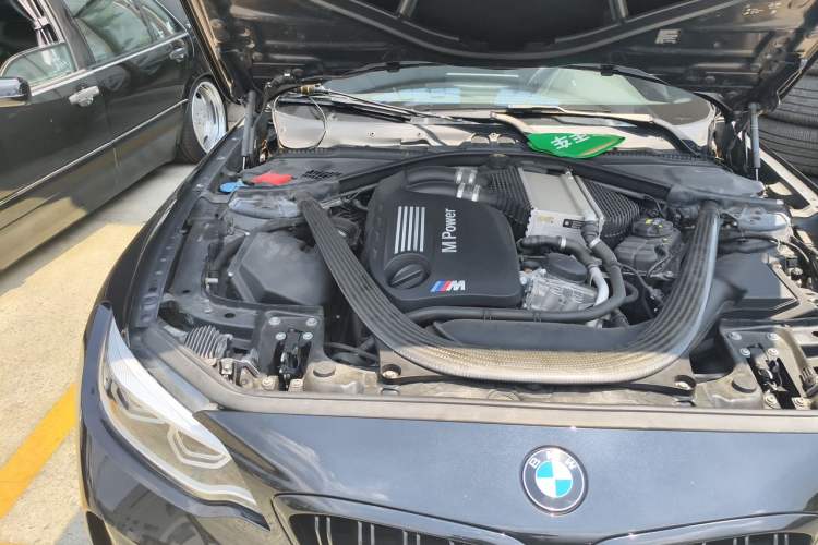 Used BMW M2 2018 M2 Thunder Edition Engine Bay Right
