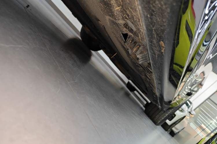 Used BMW M2 2018 M2 Thunder Edition Left Side Sill