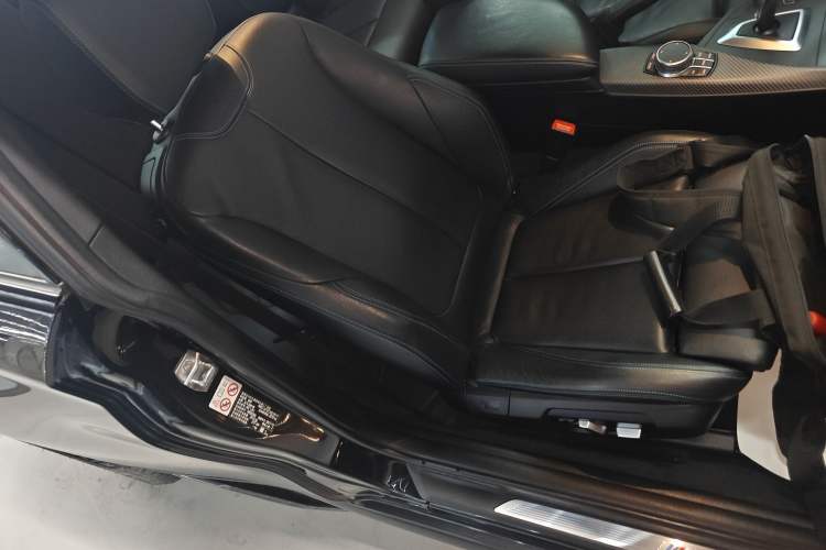 Used BMW M2 2018 M2 Right Front Seat