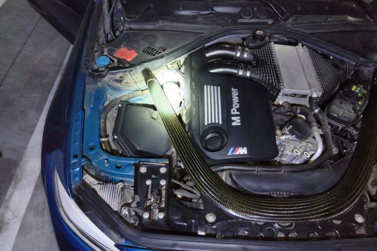 Used BMW M2 2018 M2 Thunder Edition Engine Bay Right
