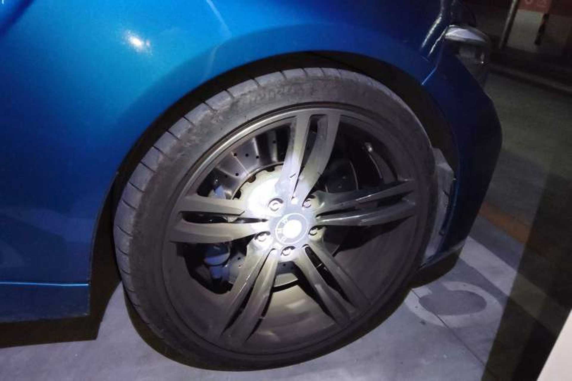Used BMW M2 2018 M2 Thunder Edition Right Front Wheel Hub