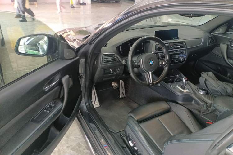 Used BMW M2 2018 M2 Driver Seat