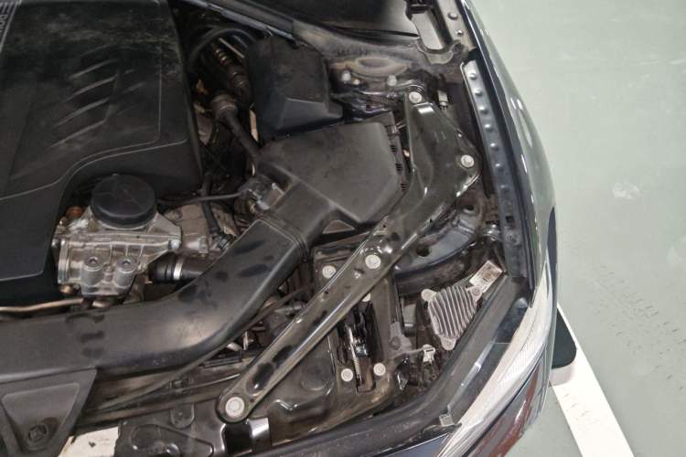 Used BMW M2 2018 M2 Engine Bay Left
