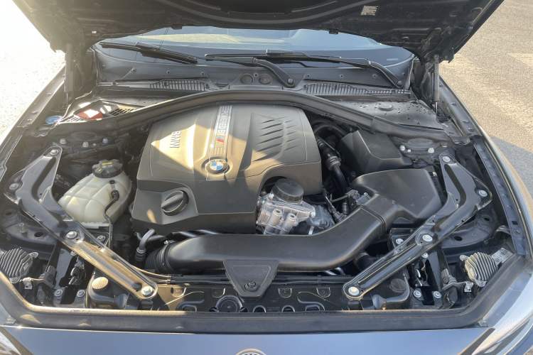 Used BMW M2 2018 M2 Interior 4