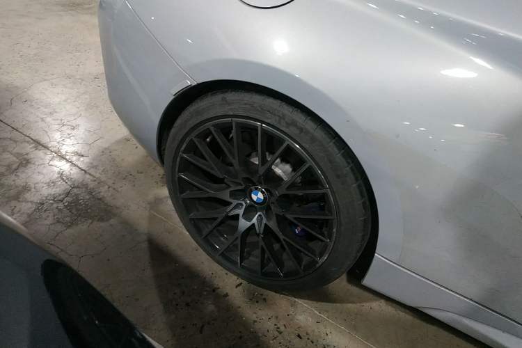 Used BMW M2 2018 M2 Thunder Edition Right Rear Wheel Hub