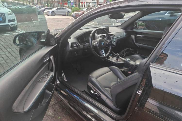 Used BMW M2 2018 M2 Thunder Edition Driver Seat