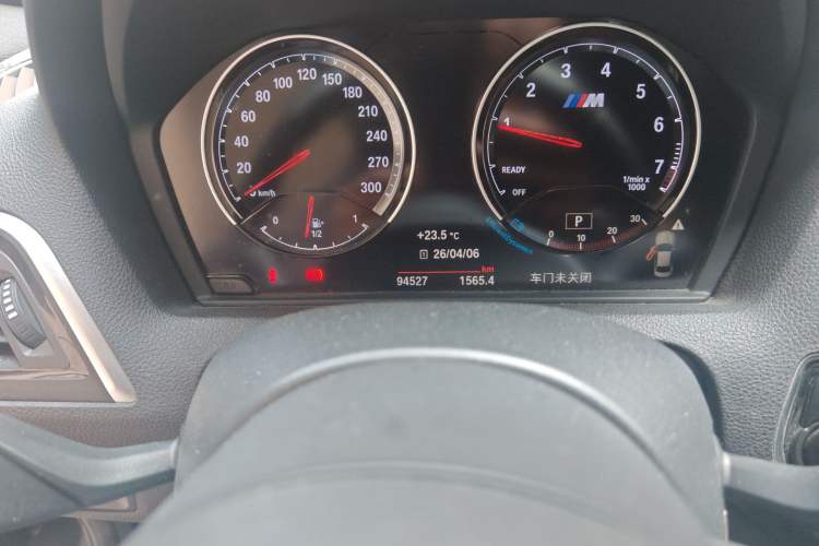 Used BMW M2 2018 M2 Odometer Close Up