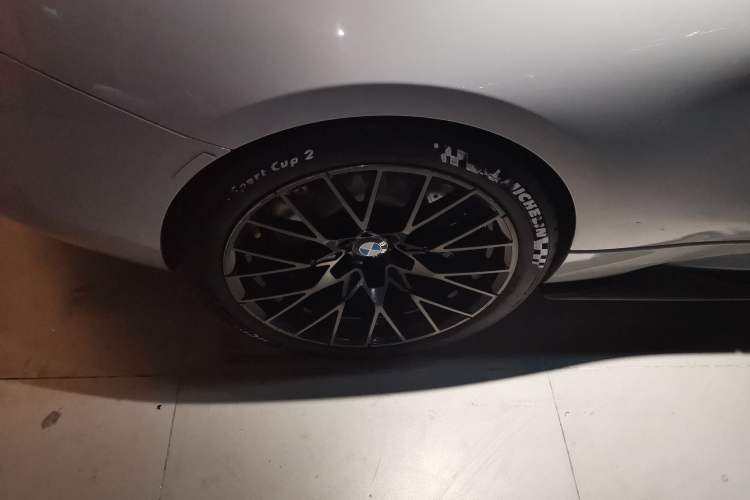 Used BMW M2 2018 M2 Thunder Edition Right Rear Wheel Hub