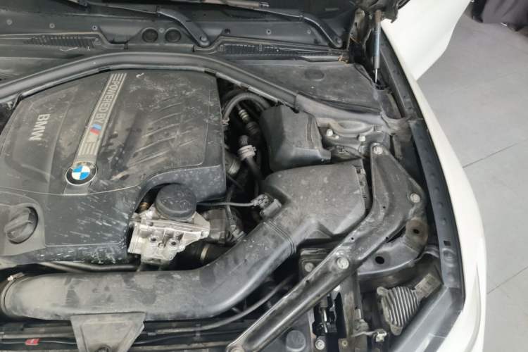 Used BMW M2 2018 M2 Engine Bay Left