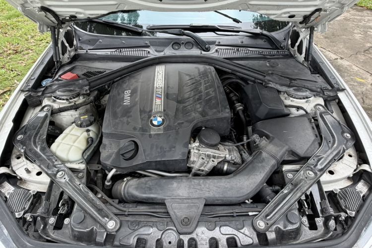 Used BMW M2 2018 M2 Interior 8