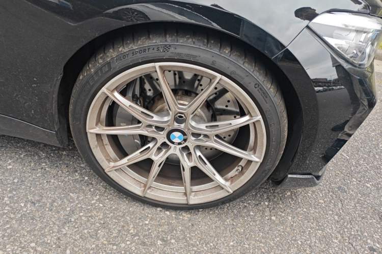 Used BMW M2 2020 M2 Lightning Edition Limited Release Right Front Wheel Hub