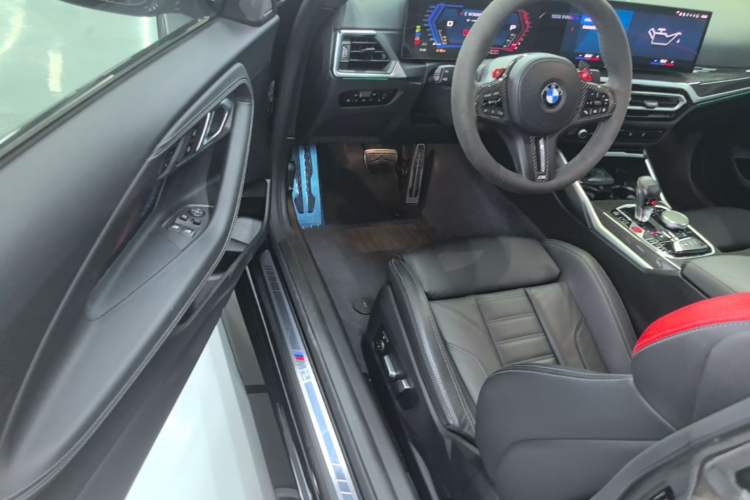 Used BMW M2 2023 M2 Driver Seat
