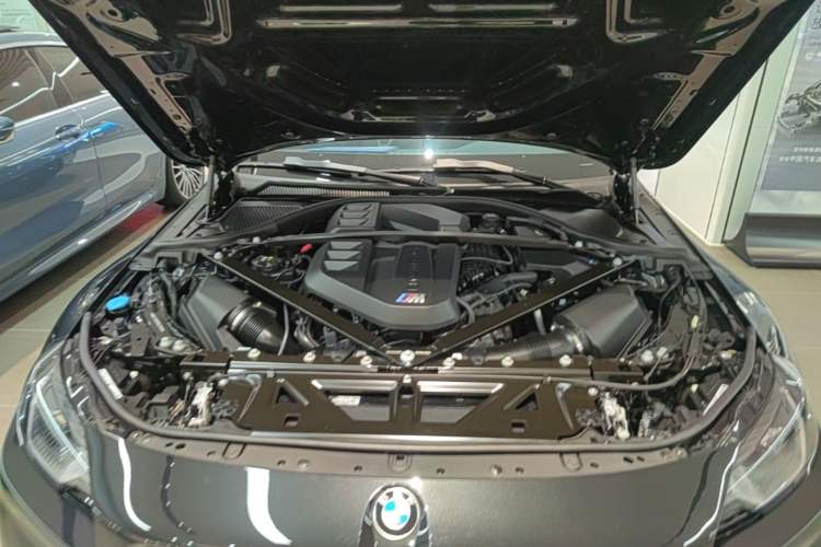 Used BMW M2 2023 M2 Engine Bay