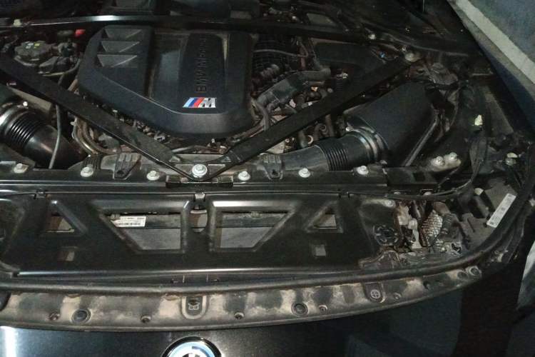 Used BMW M2 2023 M2 Engine Bay Left