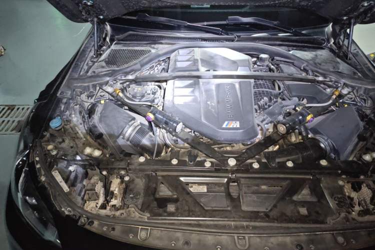 Used BMW M2 2023 M2 Engine Bay Right