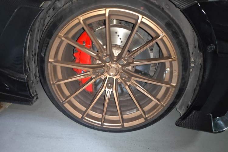 Used BMW M2 2023 M2 Right Front Wheel Hub