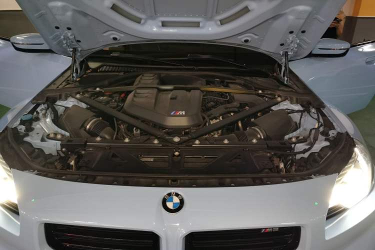 Used BMW M2 2023 M2 Engine Bay