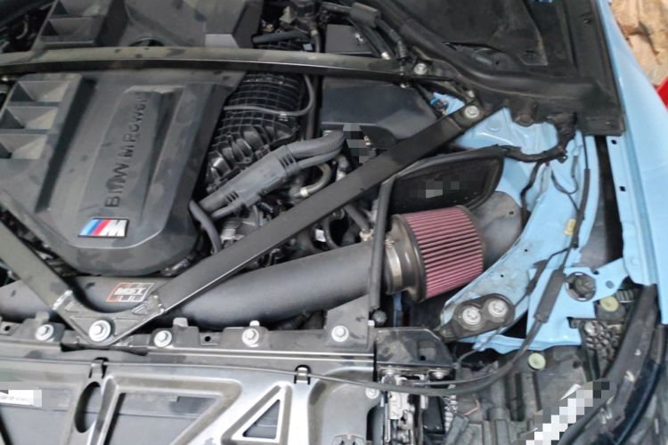 Used BMW M2 2023 M2 Engine Bay Left