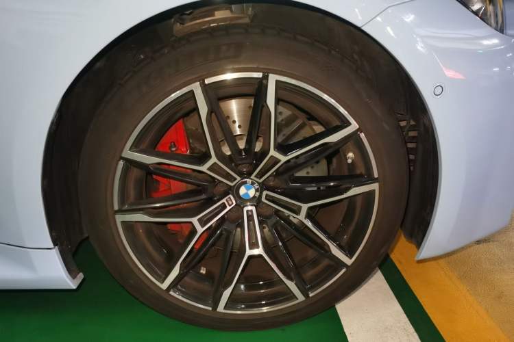 Used BMW M2 2023 M2 Right Front Wheel Hub