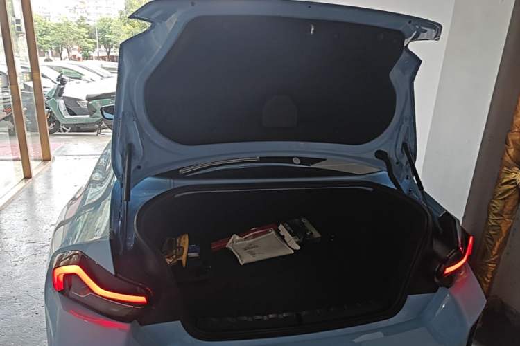 Used BMW M2 2023 M2 Trunk