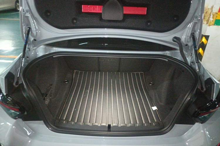 Used BMW M2 2023 M2 Trunk