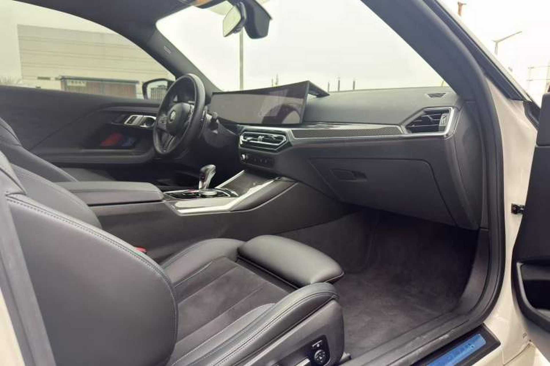 Used BMW M2 2023 M2 Interior 6