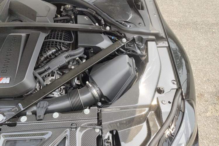 Used BMW M2 2024 M2 Engine Bay Left