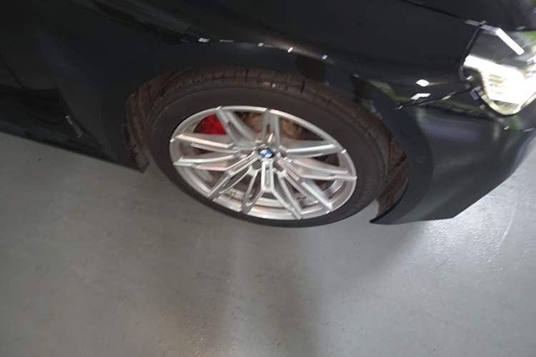 Used BMW M2 2024 M2 Right Front Wheel Hub