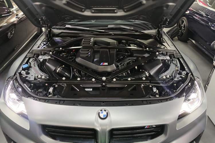 Used BMW M2 2024 M2 Engine Bay