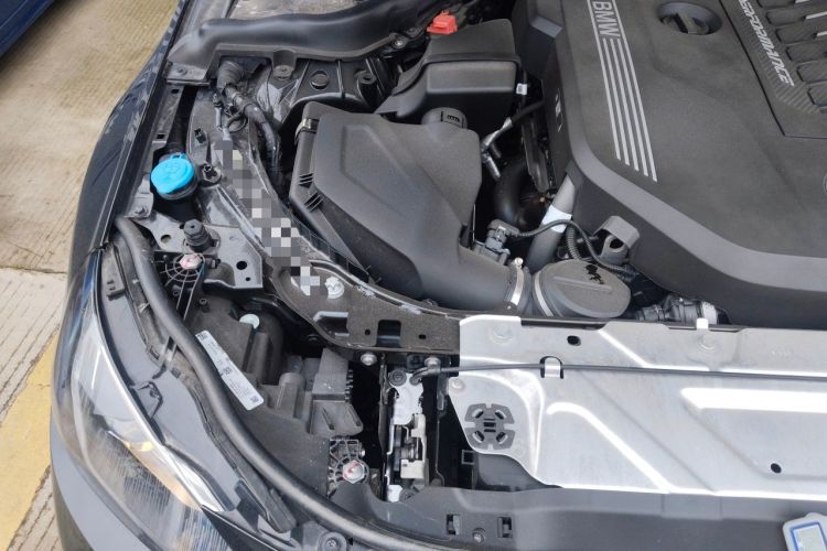 Used BMW M240i 2025 M240i xDrive Engine Bay Right