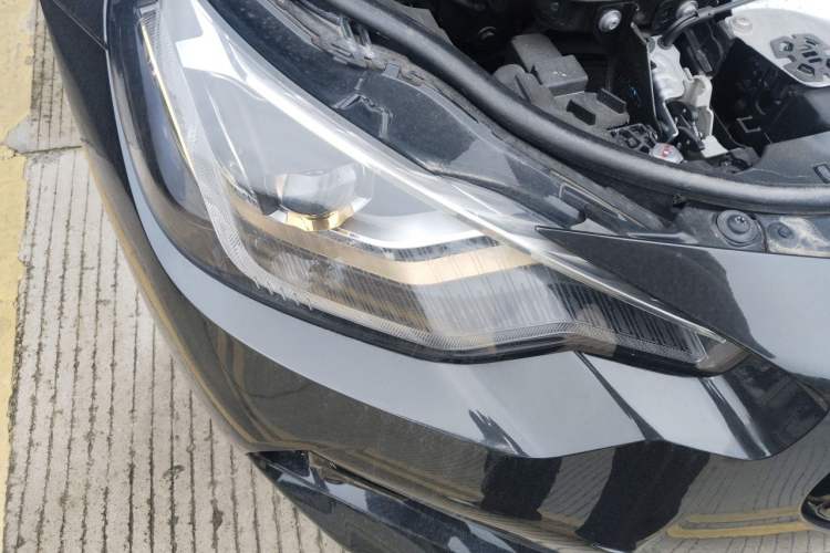 Used BMW M240i 2025 M240i xDrive Right Front Headlight