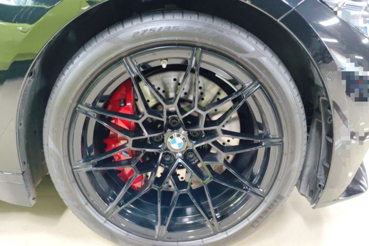 Used BMW M3 2021 M3 Sedan Thunder Edition Right Front Wheel Hub