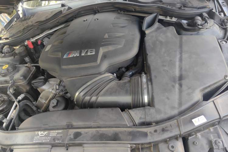 Used BMW M3 2009 M3 two-door coupe Engine Bay