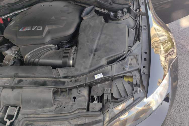 Used BMW M3 2009 M3 two-door coupe Engine Bay Left