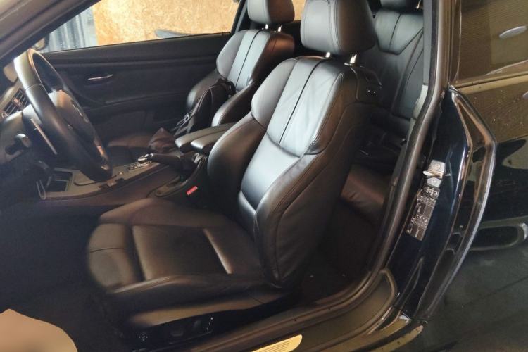 Used BMW M3 2009 M3 two-door coupe Left Front Seat