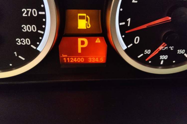 Used BMW M3 2009 M3 two-door coupe Odometer Close Up