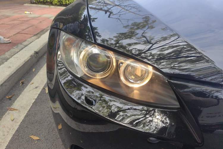 Used BMW M3 2009 M3 two-door coupe Right Front Headlight