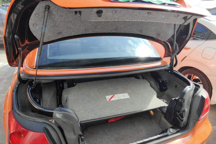 Used BMW M3 2009 M3 Convertible Coupe Trunk