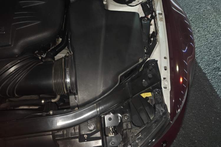 Used BMW M3 2009 M3 Convertible Coupe Engine Bay Left