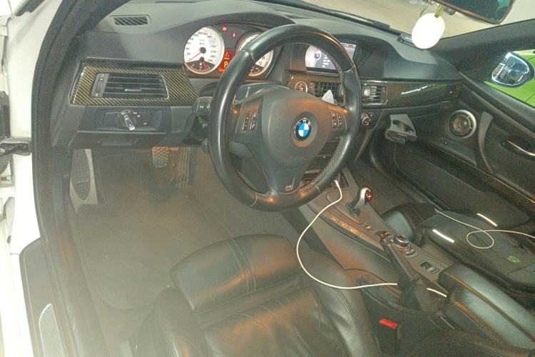 Used BMW M3 2009 M3 Convertible Coupe Center Console