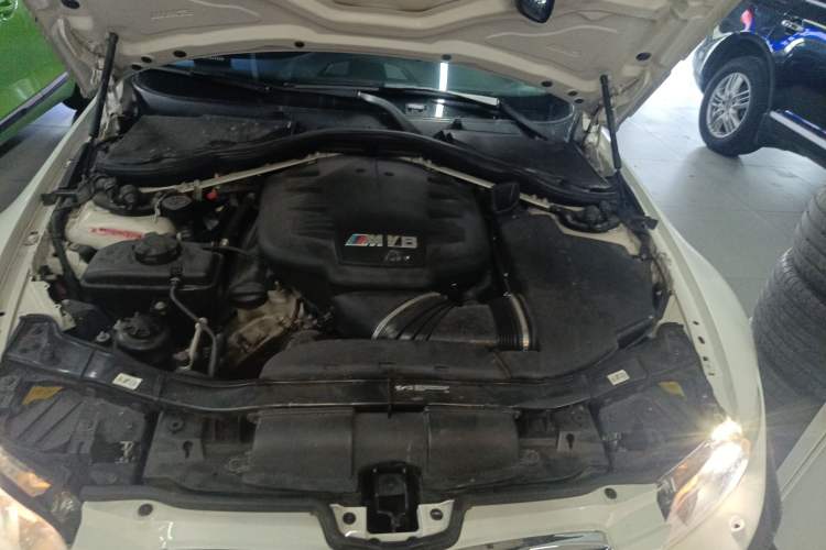 Used BMW M3 2009 M3 Convertible Coupe Engine Bay