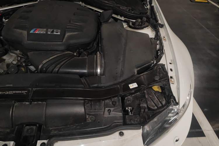 Used BMW M3 2009 M3 Convertible Coupe Engine Bay Left