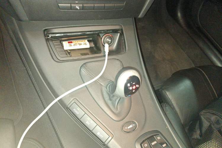 Used BMW M3 2009 M3 Convertible Coupe Gear Lever