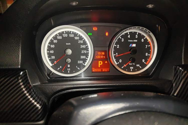 Used BMW M3 2009 M3 Convertible Coupe Odometer Close Up