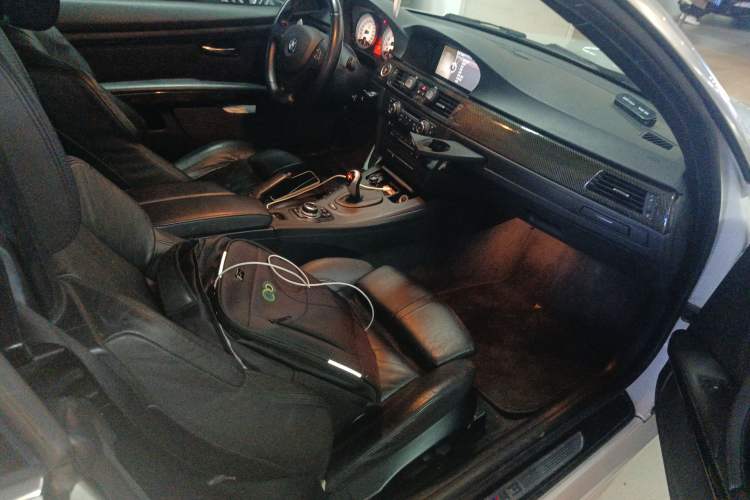 Used BMW M3 2009 M3 Convertible Coupe Right Front Seat